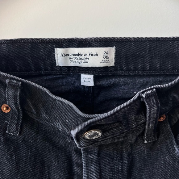 Curve Love Ultra High Rise 90s Straight Jean - Picture 2 of 3